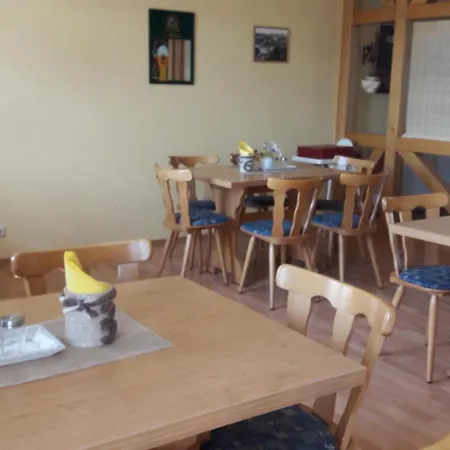 Hotel Zum Alten Schulmeister Harra