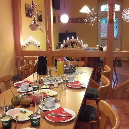 Zum Alten Schulmeister Hotel *