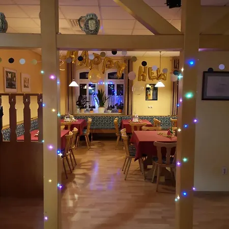 Zum Alten Schulmeister Hotel Harra