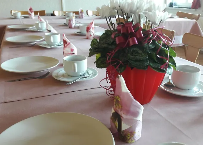 Hotel Zum Alten Schulmeister Harra