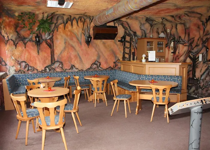 Zum Alten Schulmeister * Harra