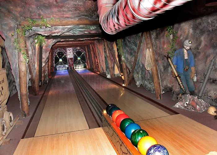 Zum Alten Schulmeister Hotel Harra