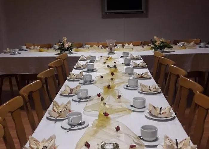 Zum Alten Schulmeister * Harra