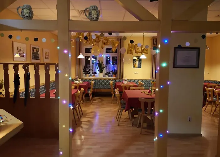 Zum Alten Schulmeister Hotel Harra